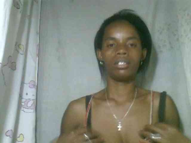 Modèle: Fanihsexy