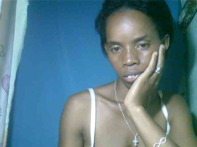 Modèle: Fanihsexy