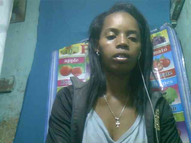 Modèle: Fanihsexy