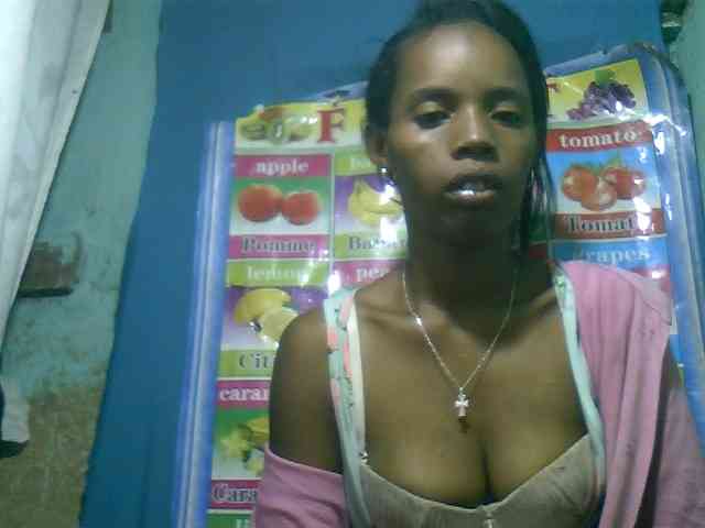 Modèle: Fanihsexy
