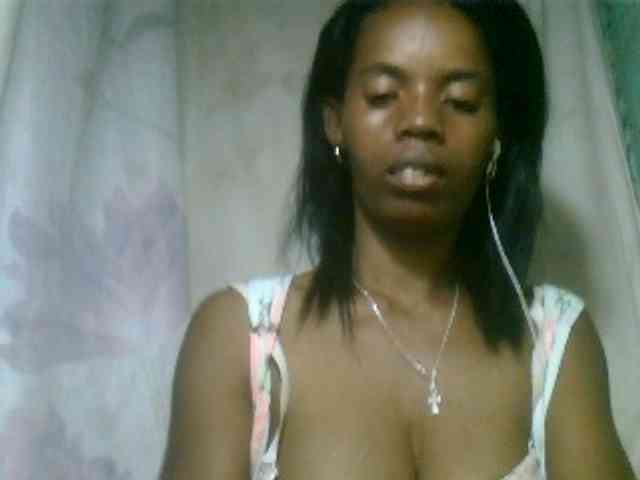 Modèle: Fanihsexy
