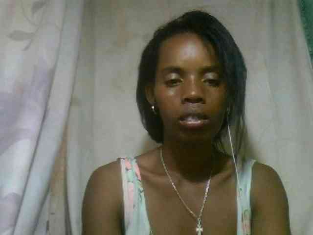 Modèle: Fanihsexy