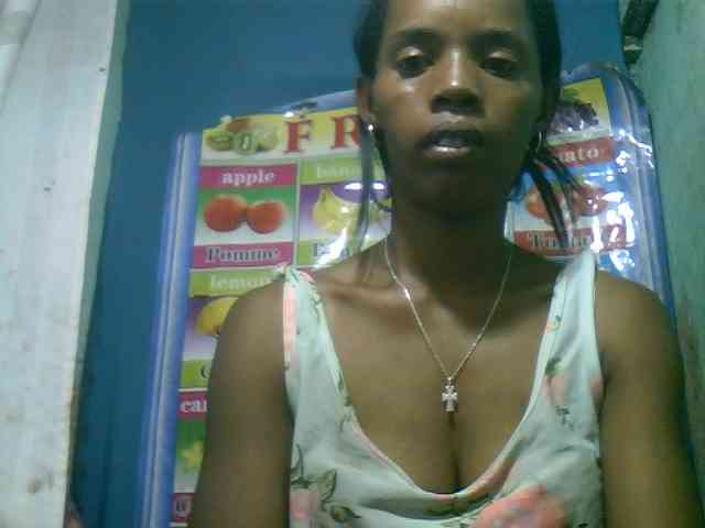 Modèle: Fanihsexy
