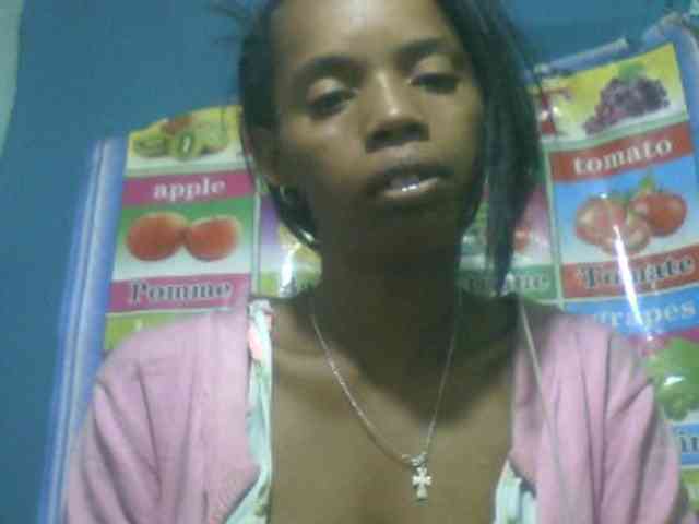 Modèle: Fanihsexy