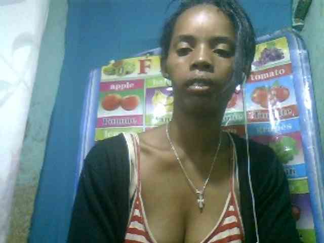 Modèle: Fanihsexy