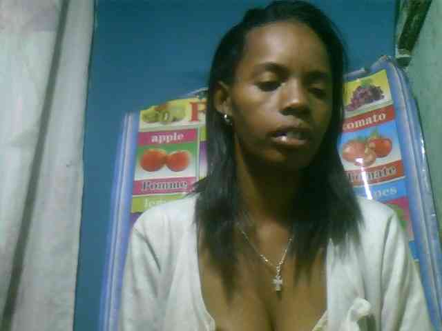 Modèle: Fanihsexy