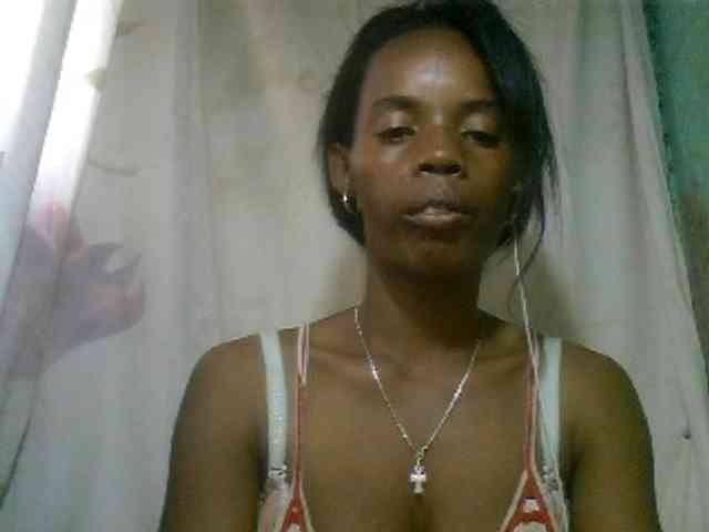 Modèle: Fanihsexy