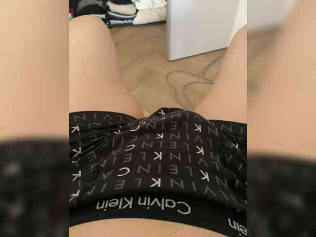 -marek1- Sex Cam Show