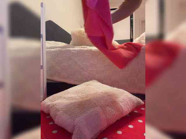 ALISE8881 Sex Cam Show
