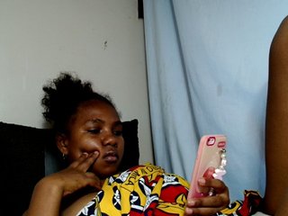 Cutie12's Live Webcam