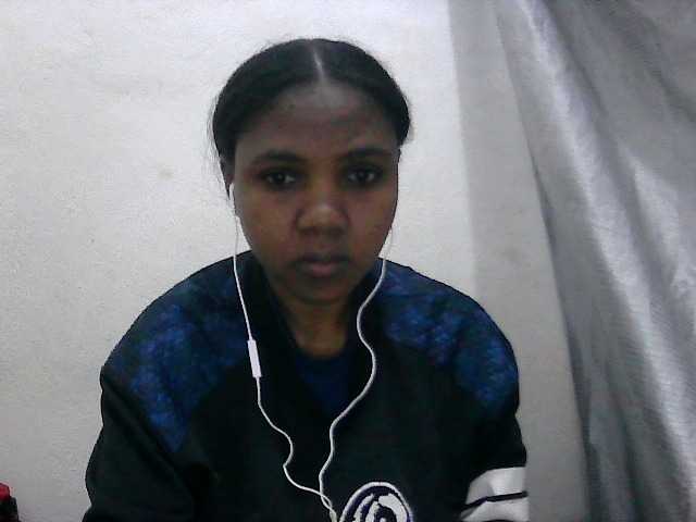 Cutie12 live cam on BongaCams