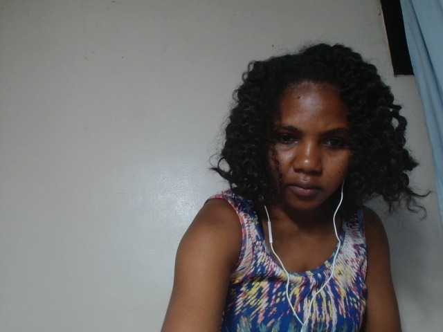 Cutie12 live cam on BongaCams