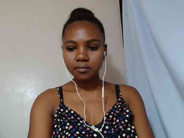 Cutie12 Live Webcam on BongaCams