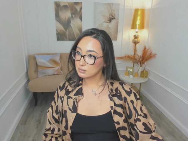 EvaSarazardje live cam on BongaCams