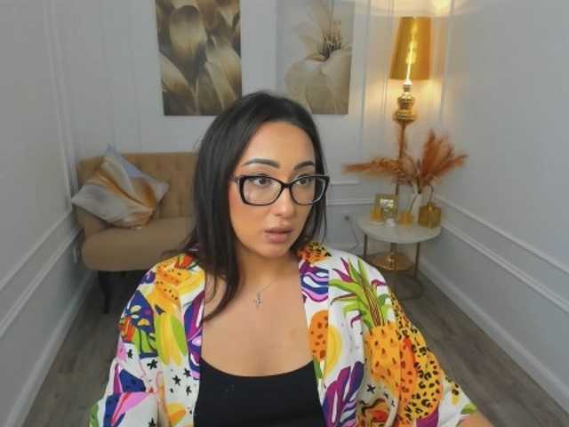 EvaSarazardje live cam on BongaCams