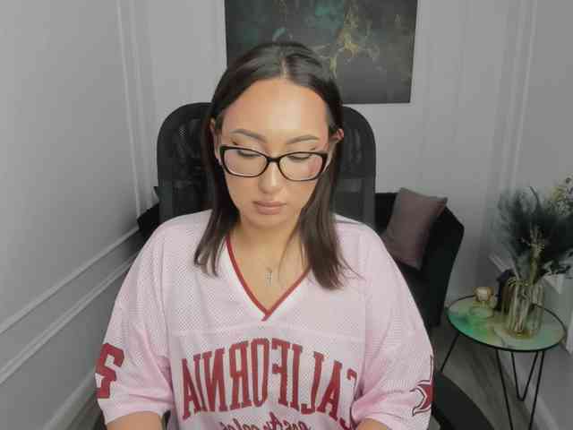 EvaSarazardje Live Webcam on BongaCams