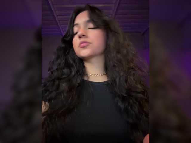 Babymelii's BongaCams show and profile