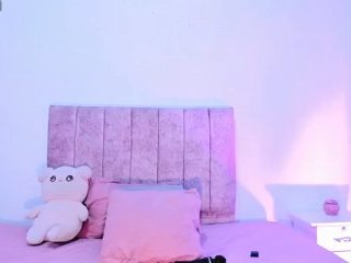 Mila-Wood Porn Show
