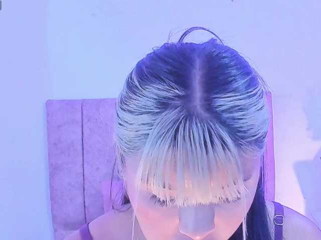 Mila-Wood live cam su BongaCams