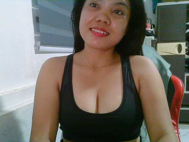 Courtney01's BongaCams show and profile