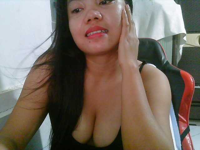Courtney01 live cam on BongaCams
