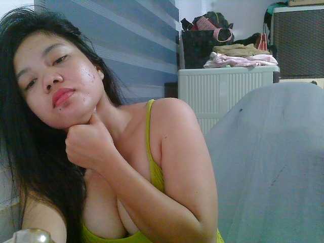 Courtney01 live webcam show