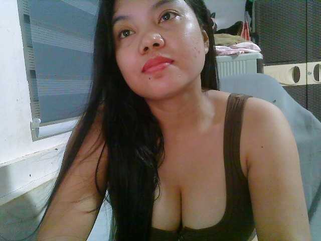 Courtney01 live cam on BongaCams