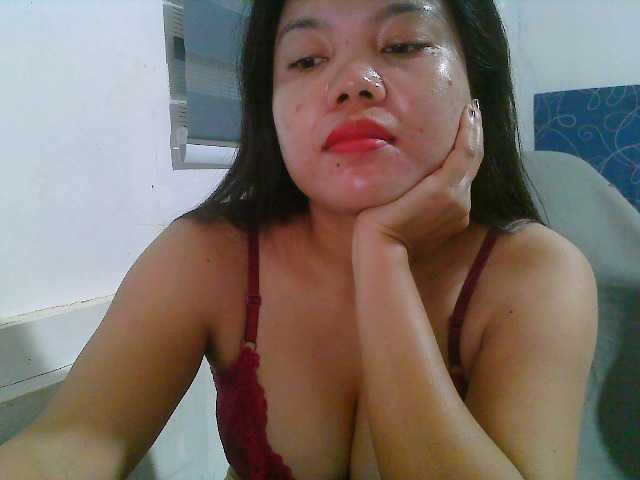 Courtney01 live cam on BongaCams