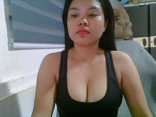 Courtney01 live cam on BongaCams