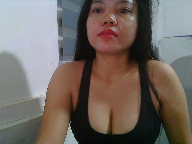 Courtney01 live cam on BongaCams