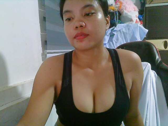 Courtney01 live cam on BongaCams