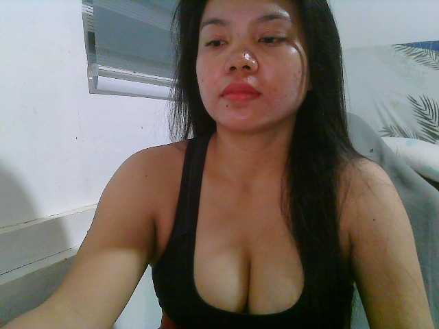 Courtney01 live cam on BongaCams