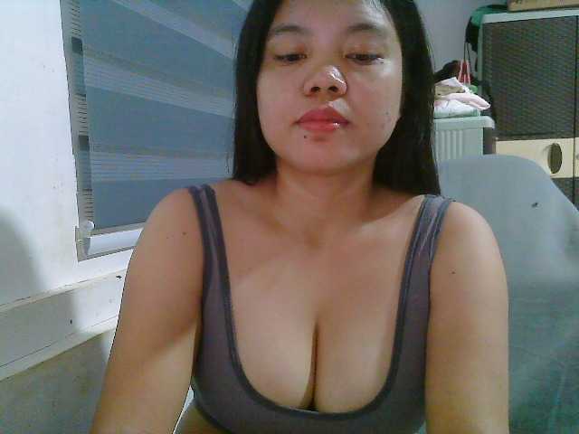 Courtney01 live webcam show