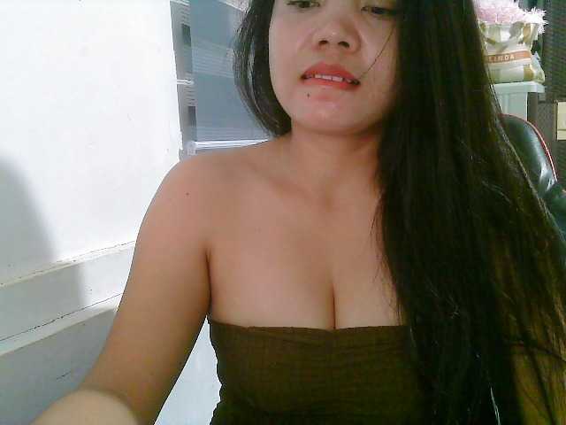 Courtney01 live cam on BongaCams