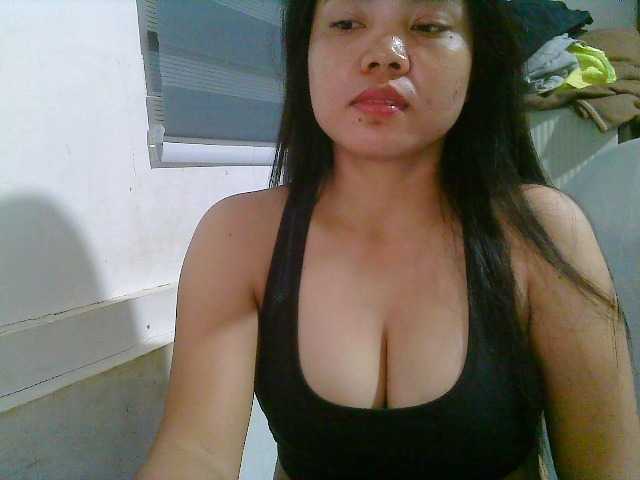 Courtney01 live cam on BongaCams