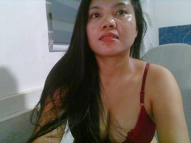 Courtney01 live cam on BongaCams