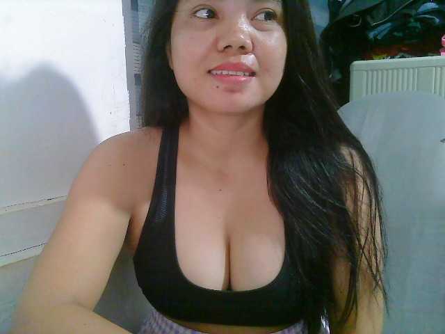 Courtney01 live cam on BongaCams