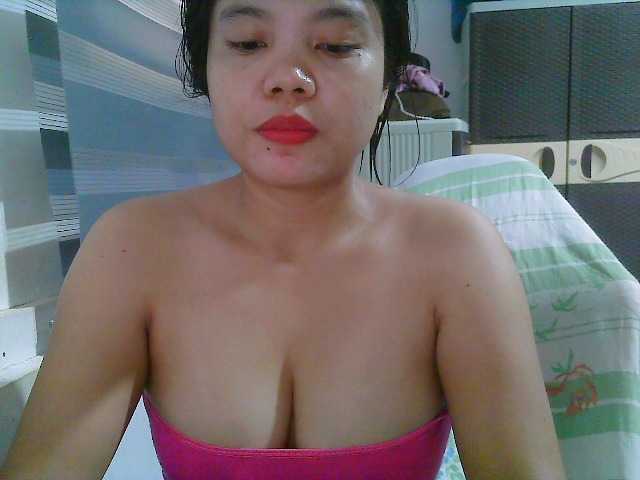Courtney01 live cam on BongaCams