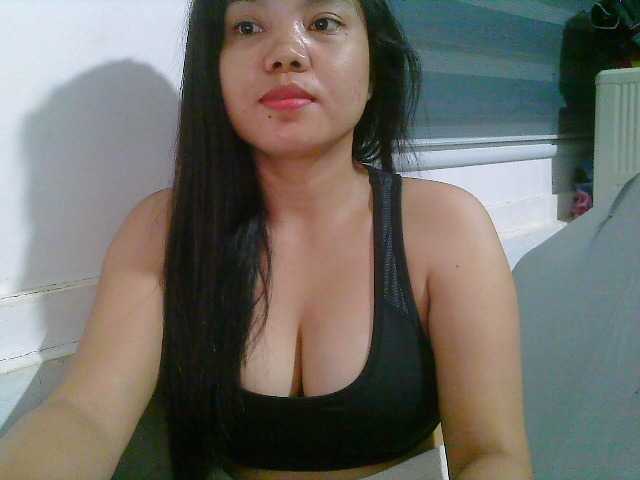 Courtney01 live cam on BongaCams