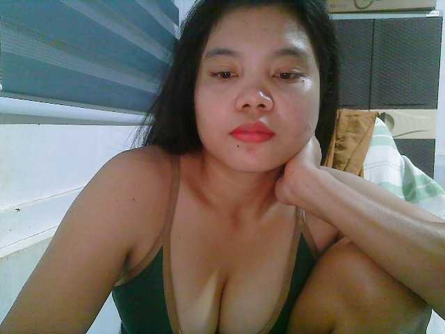 Courtney01 live cam on BongaCams