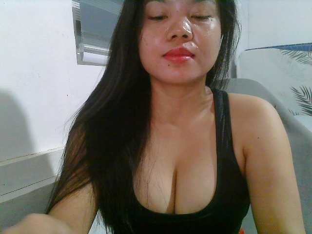 Courtney01 live cam on BongaCams