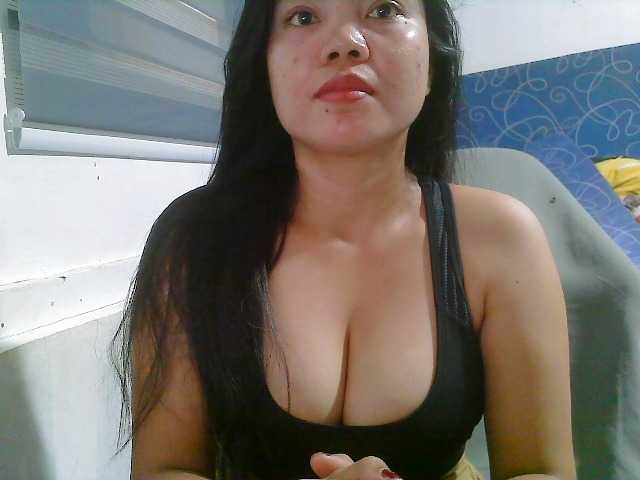 Courtney01 live cam on BongaCams