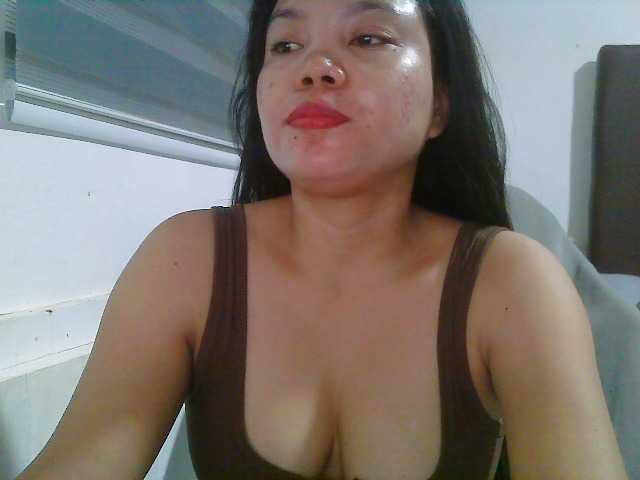 Courtney01 live cam on BongaCams