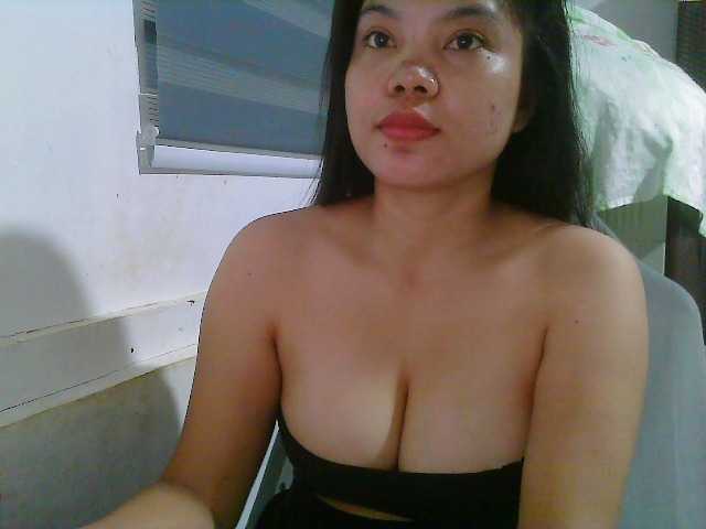 Courtney01 live cam on BongaCams