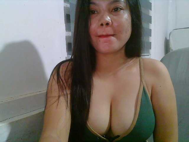Courtney01 live cam on BongaCams