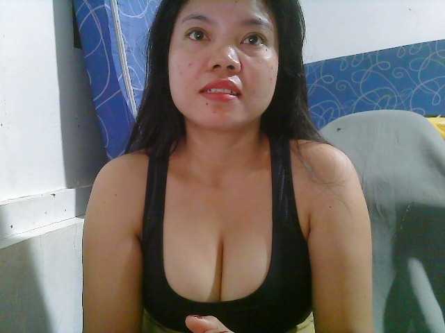 Courtney01 live cam on BongaCams