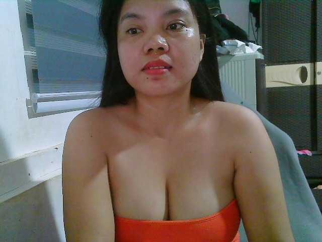 Courtney01 live cam on BongaCams