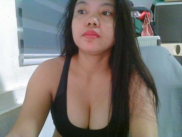 Courtney01 live cam on BongaCams