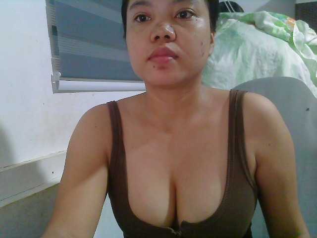 Courtney01 live cam on BongaCams