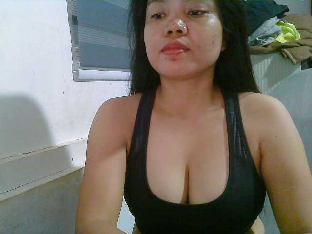 Courtney01 live cam on BongaCams